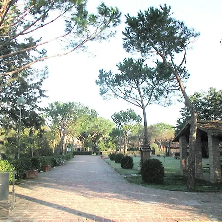 Borgo San Antonio & Borgo San Giuseppe By La Principina Aparthotel Principina Terra Exterior photo
